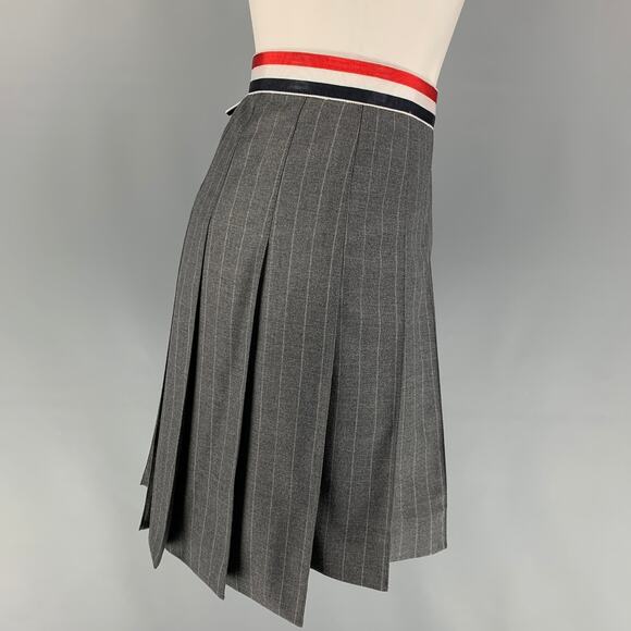 THOM BROWNE Size 2 Gray Charcoal Wool Pleated Flannel Mini Skirt - Picture 2 of 7